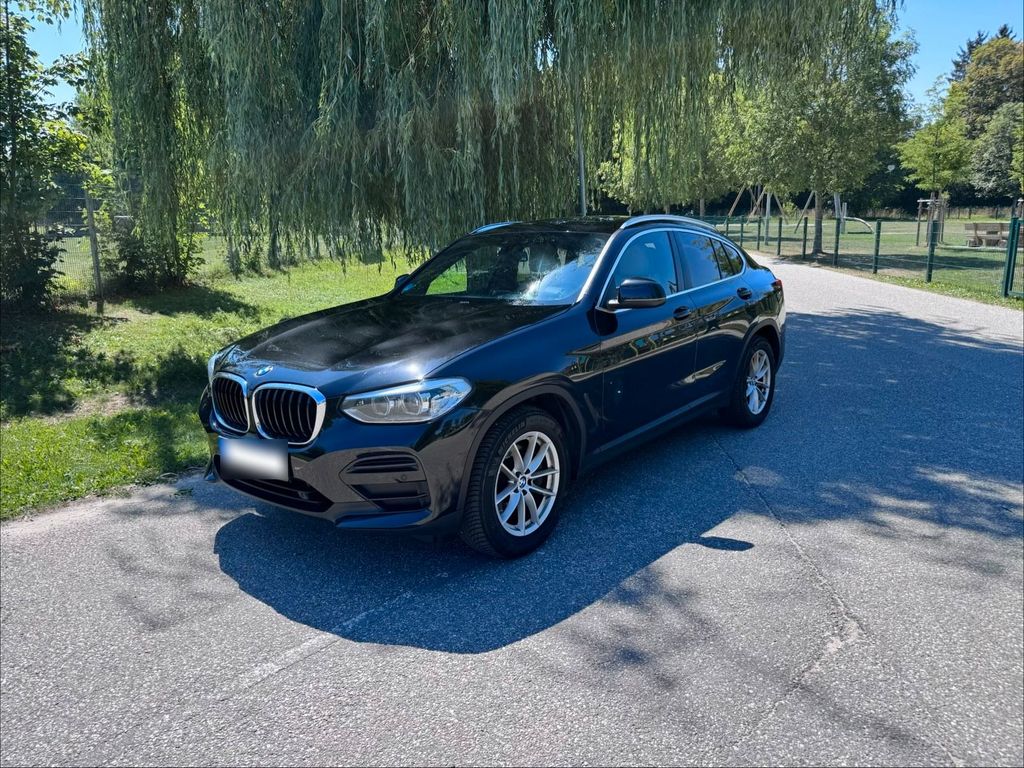 Image of BMW 225