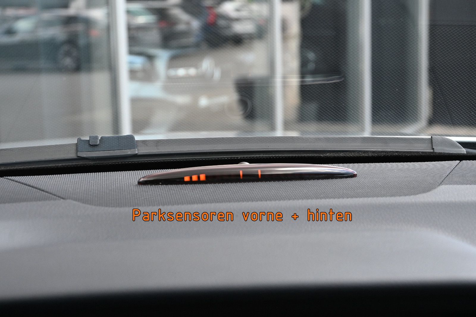 Fahrzeugabbildung Mercedes-Benz C 250 T BlueEFF. AVANTGARDE Facelift °AHK°COMAND