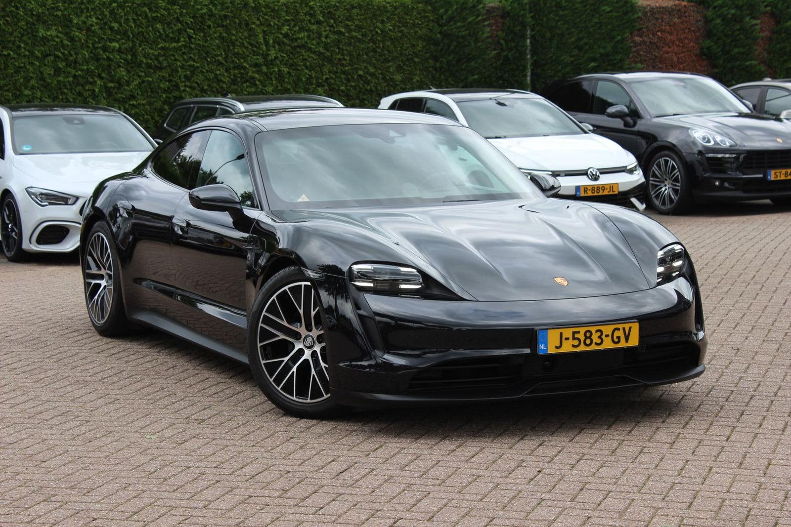 Porsche Taycan 4S Performance 84 kWh / SoH 91,2% / Panor