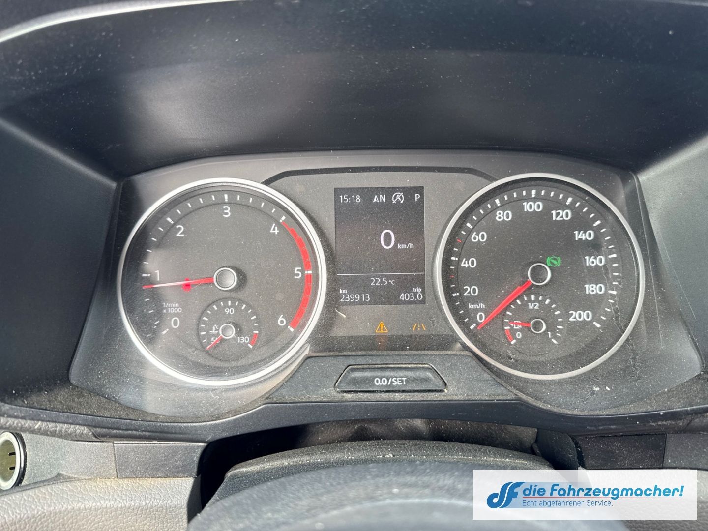 Fahrzeugabbildung Volkswagen Crafter Kasten 35 AUT. mittel L2 Hochd.LED Trend