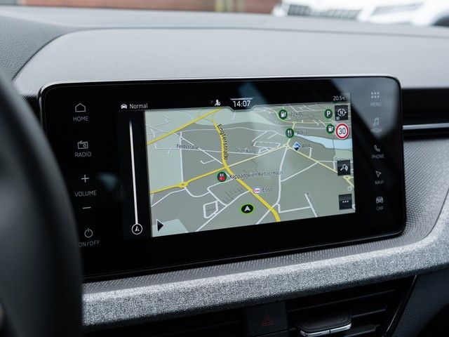 Kamiq 1.0 TSI Selection DSG AHK+WINTER+MATRIX+RF