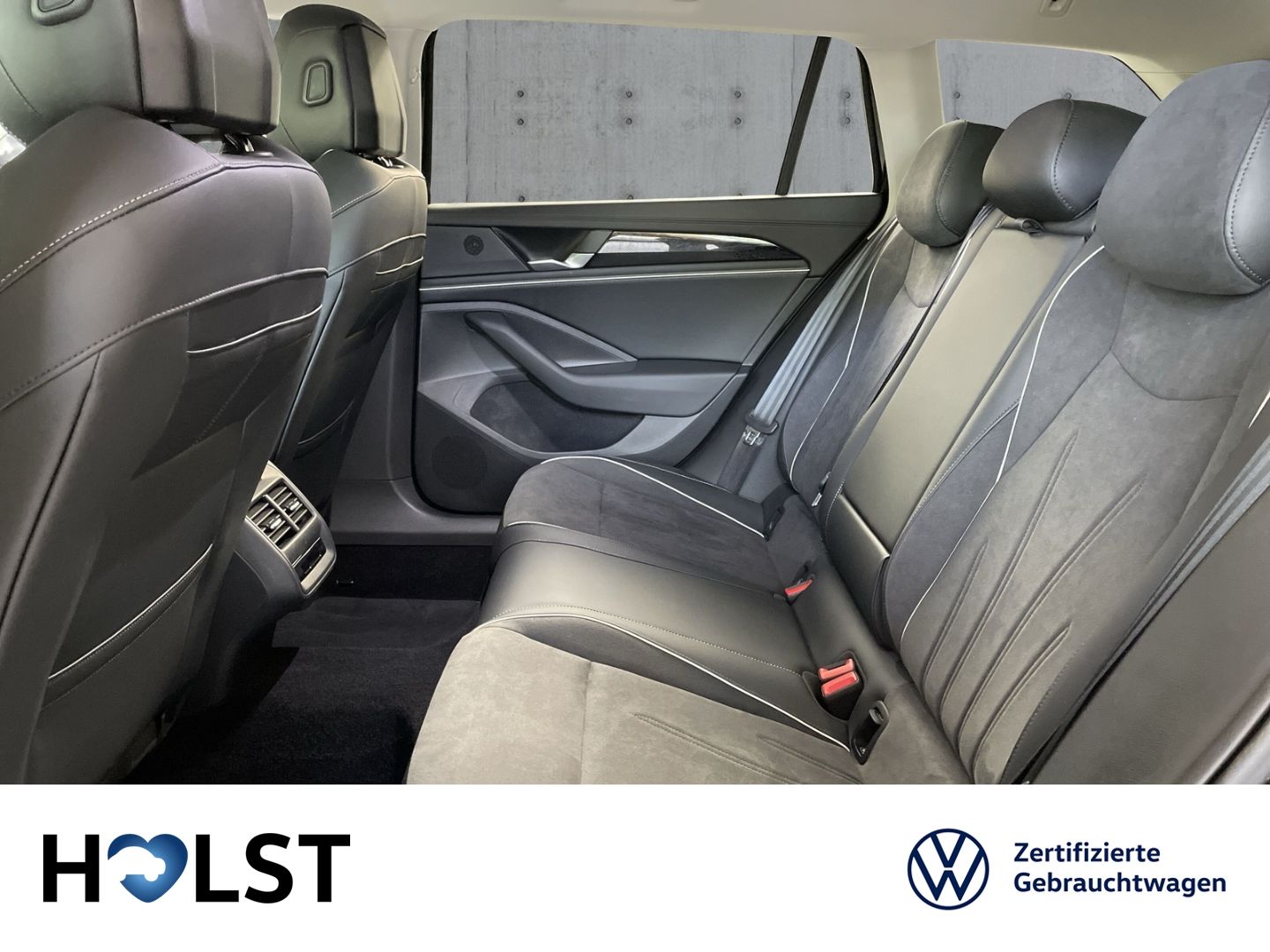 Volkswagen Passat 1.5TSI DSG eHybrid Business AHK GJR HUD D foto 8