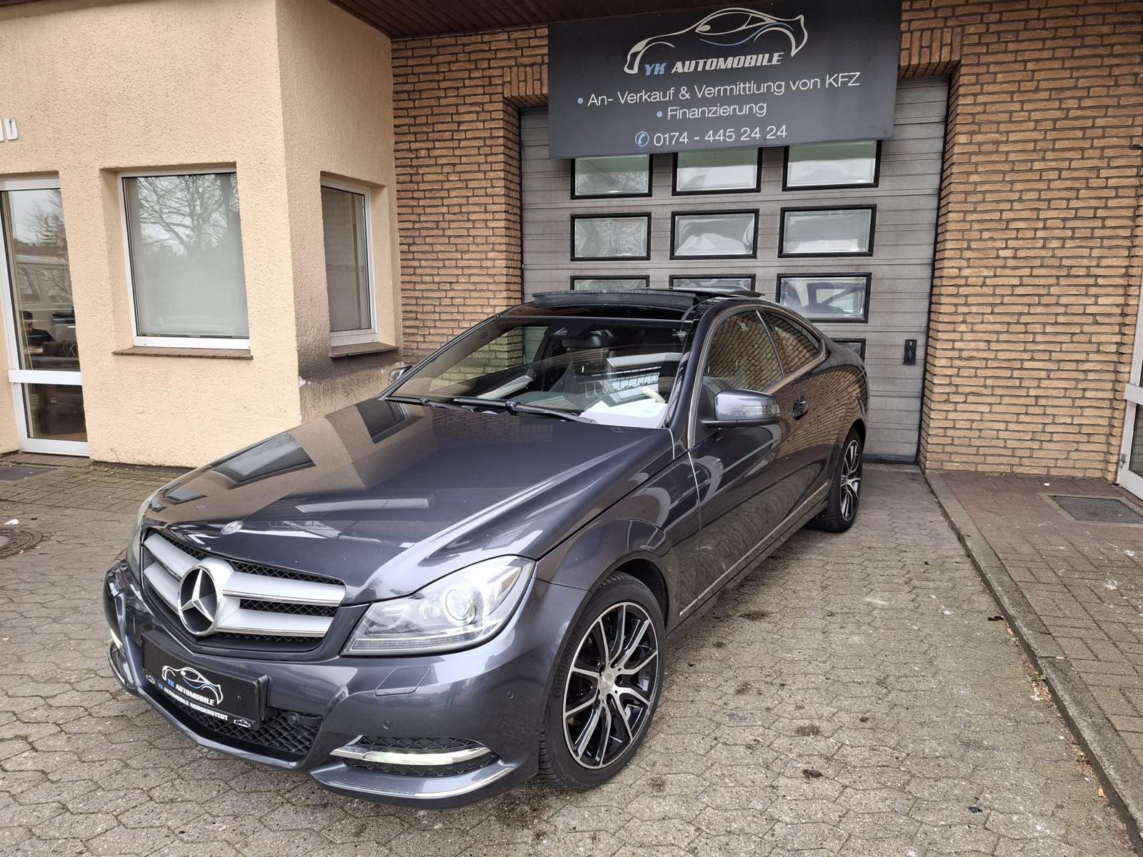 Mercedes-Benz C250 CGI Coupe 7G-Tr *PANORAMA+BI-XENON*EDITION