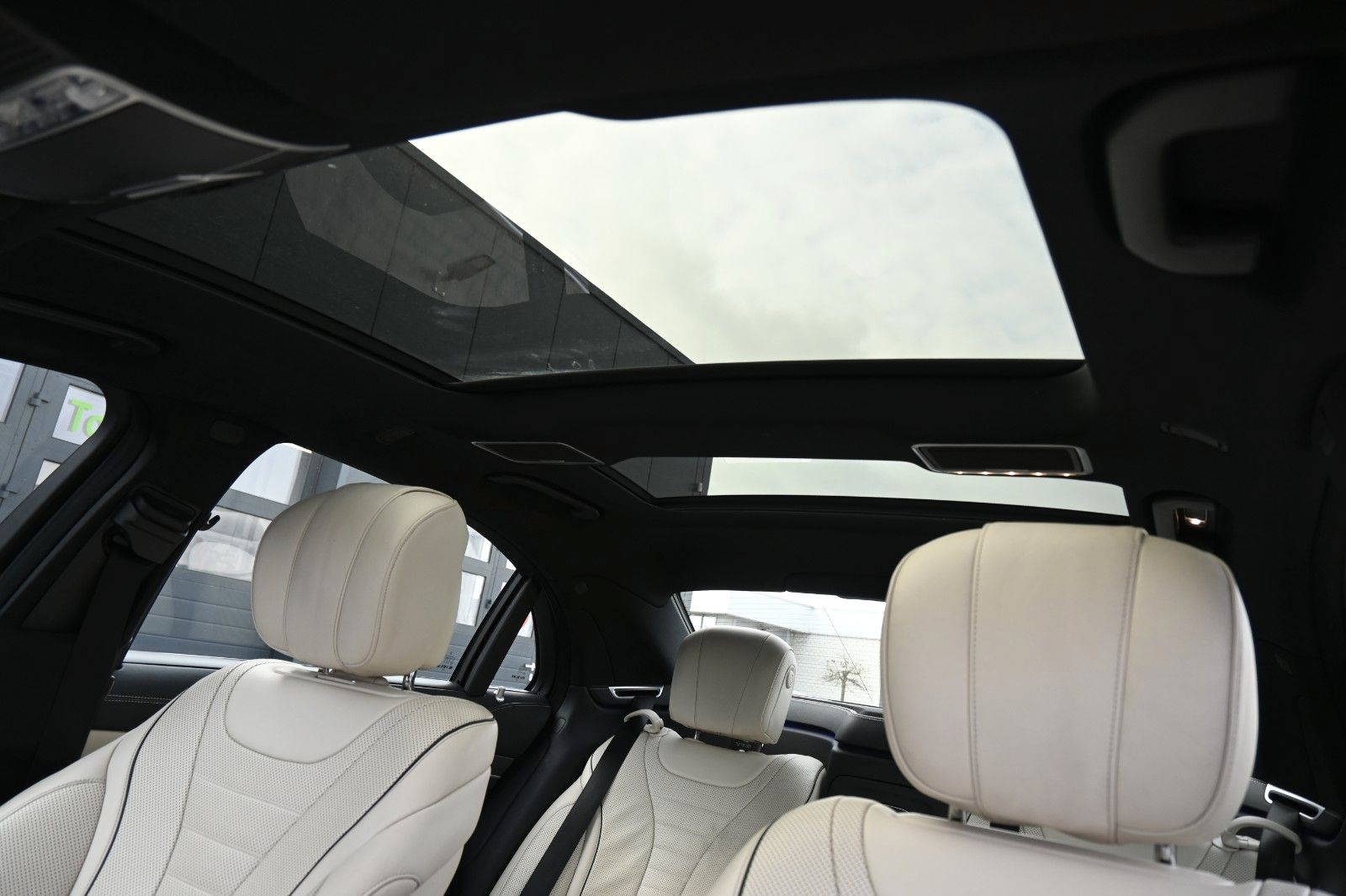 Fahrzeugabbildung Mercedes-Benz S400d Lang 4Matic*AMG*Vollausstattung