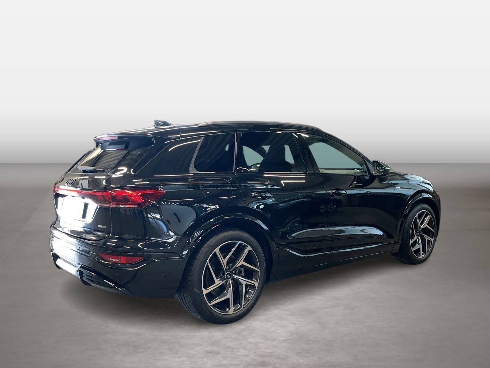 Audi Q6 e-tron quattro 360 4SHZ ACC Akustikglas foto 4