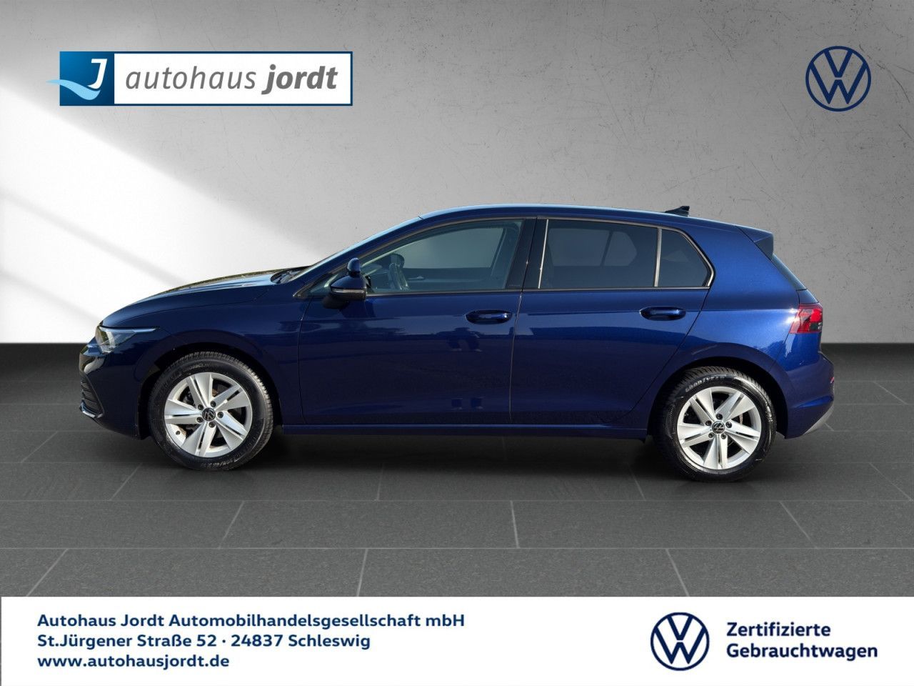 Volkswagen Golf VIII 2.0 TDI DPF Life 6-Gang FAHRSCHULWAGEN foto 2