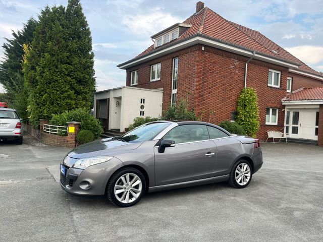 Renault Megane III Cabrio Luxe/Autom/Alu/Navi/17-Zoll