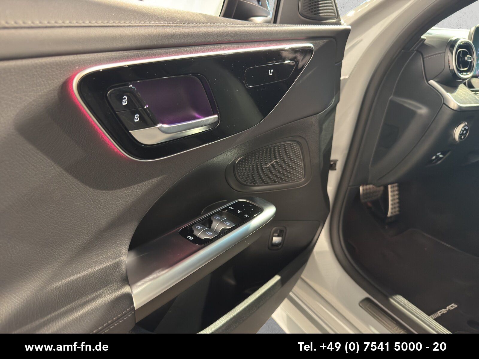 C 180 AMG Line NIGHT+RFK+SHZ+AMBIENTE+CARPLAY