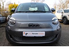 Fahrzeugabbildung Fiat 500e Action*Sehr gepflegt und neuwertig!*PDC*