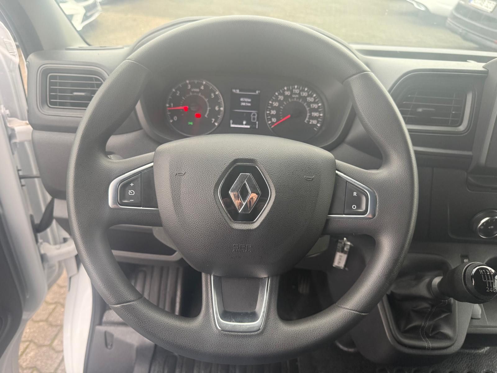 Fahrzeugabbildung Renault Master III Kasten L2H2 HKa 3,5t