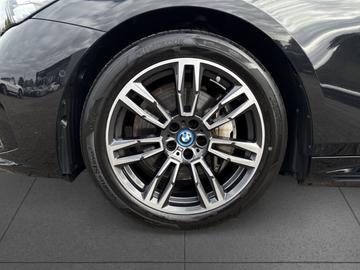 2025 BMW I5 — миниатюра 18