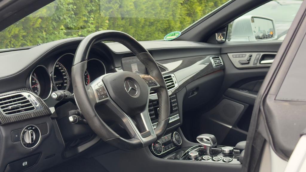 Mercedes-Benz CLS 63 AMG Shooting Brake