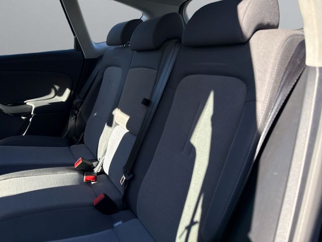 Altea XL Stylance Style *Navi/PDC/AHK/Bluetooth*