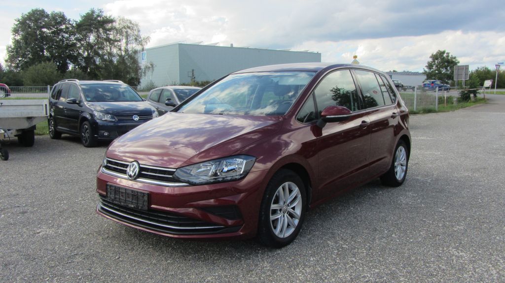 Image of Volkswagen Golf