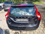 Volvo V60 Kombi Momentum - gebrauchte Volvo V60 aus dem Jahr 2013