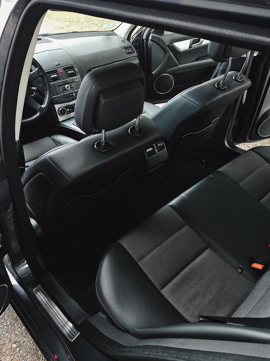 Mercedes-Benz C250 2010 — photo 6