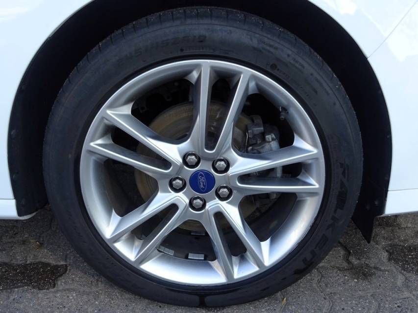 Fahrzeugabbildung Ford S-MAX 2.5 Duratek (FHEV) Hybrid Titanium AHK