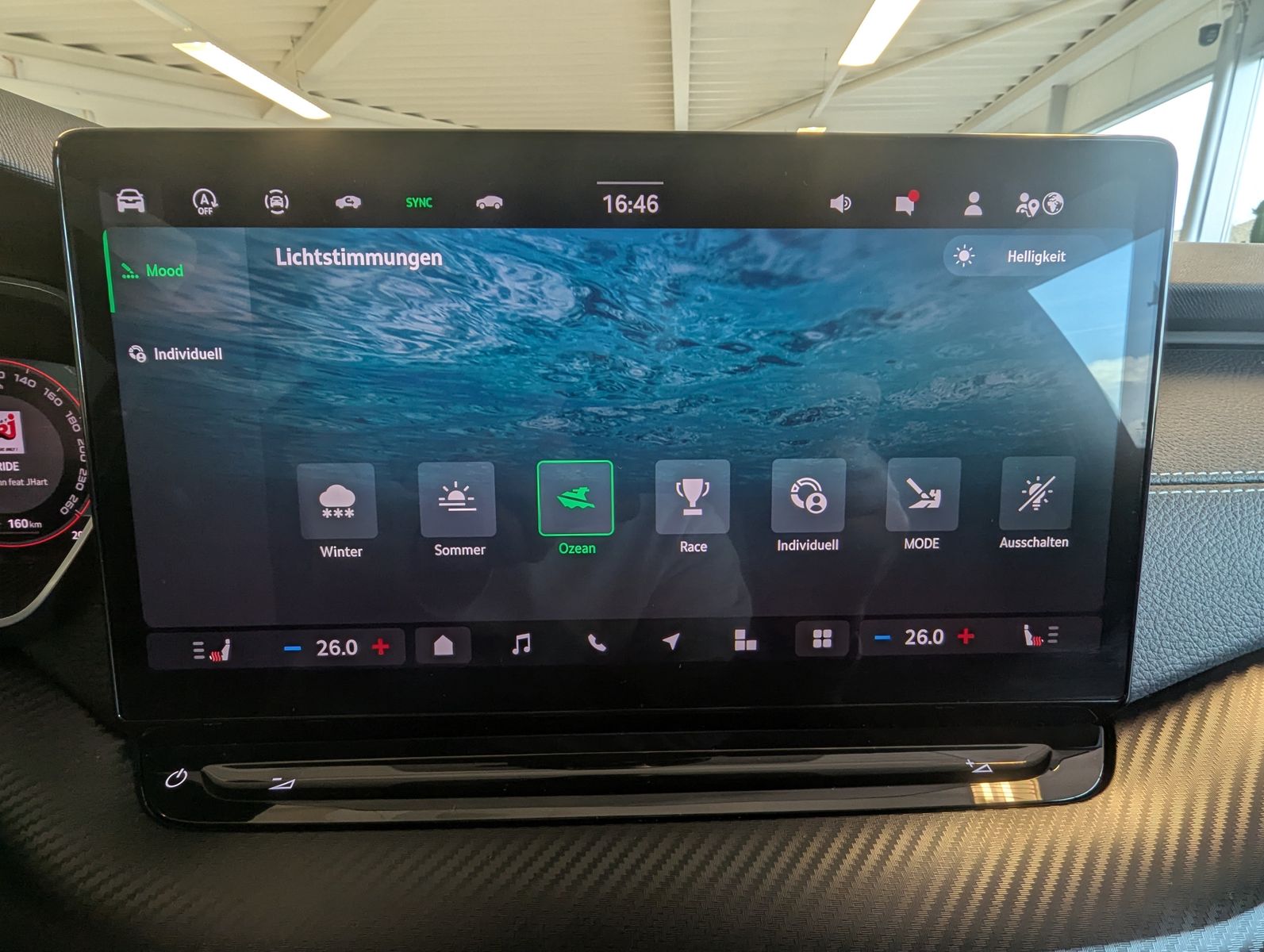 SKODA Octavia 2.0 TDI Sportline Matix Canton AHK 5J-Ga - Image 32