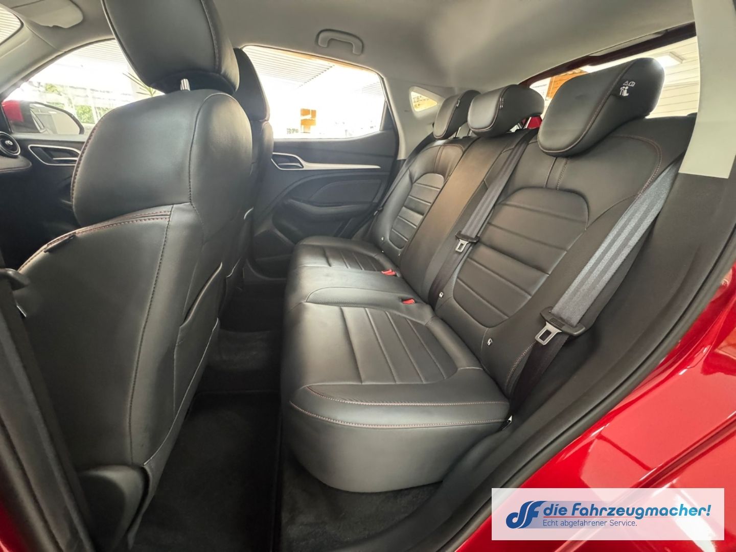 Fahrzeugabbildung MG ZS Comfort 1.5 VTi EU6d LED Apple CarPlay Androi