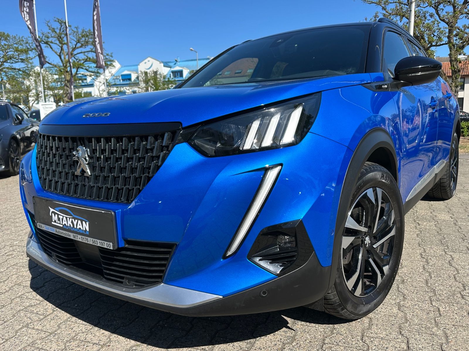 Peugeot 2008 GT *AUTOMATIK*ZAHNRIEMEN+WASP. NEU *