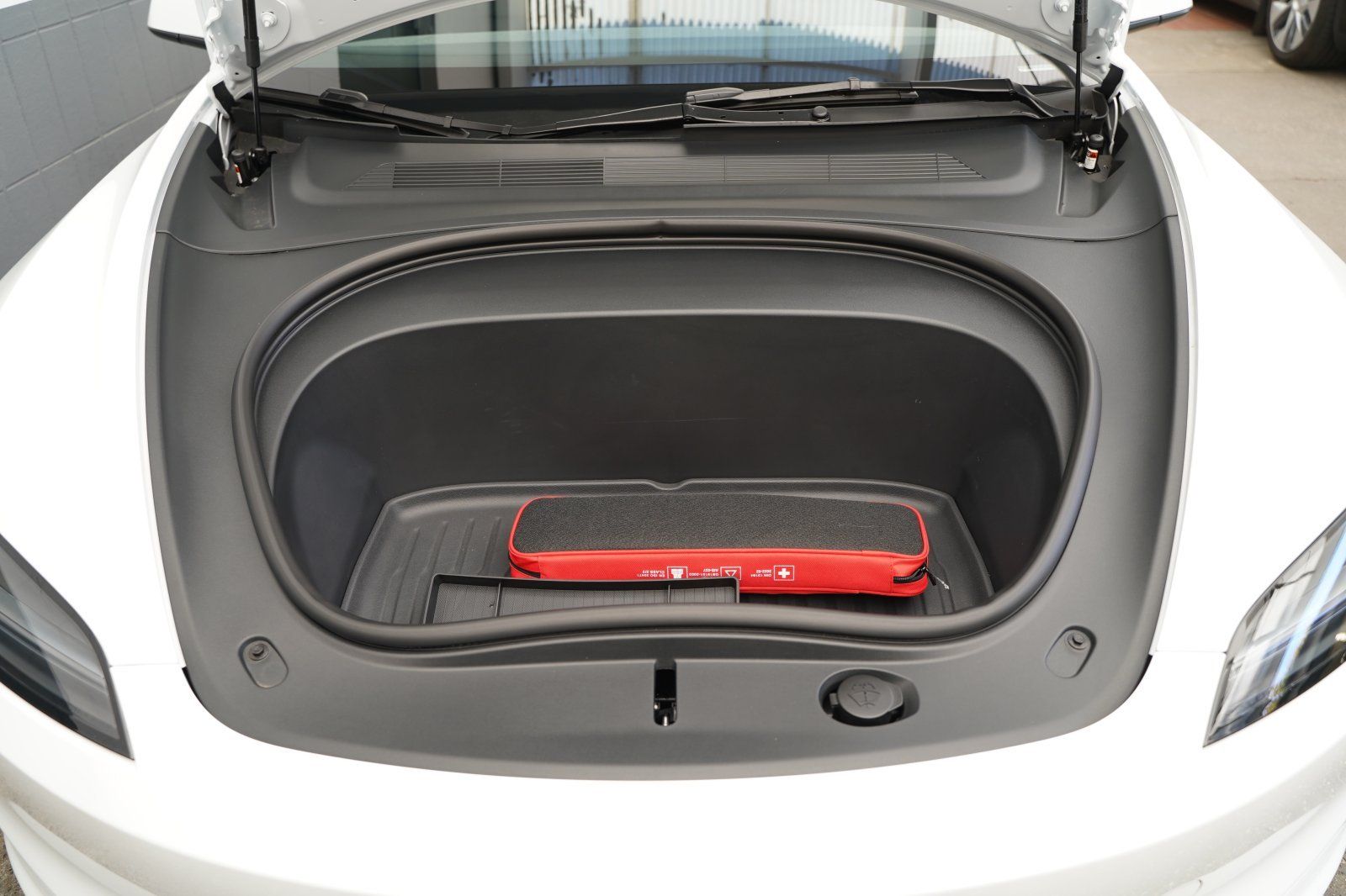 Tesla Model 3 Standard Range Highland EAP unfallfre foto 16