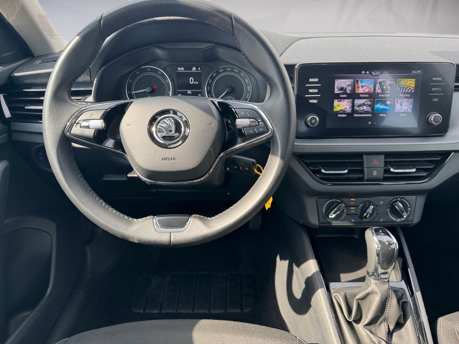 Fahrzeugabbildung SKODA Kamiq Ambition 1.5 TSI