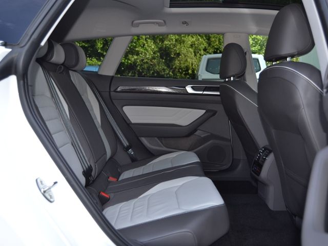 Arteon SB 2.0 TSI DSG Elegance VOLL/AHK/MATRIX/2