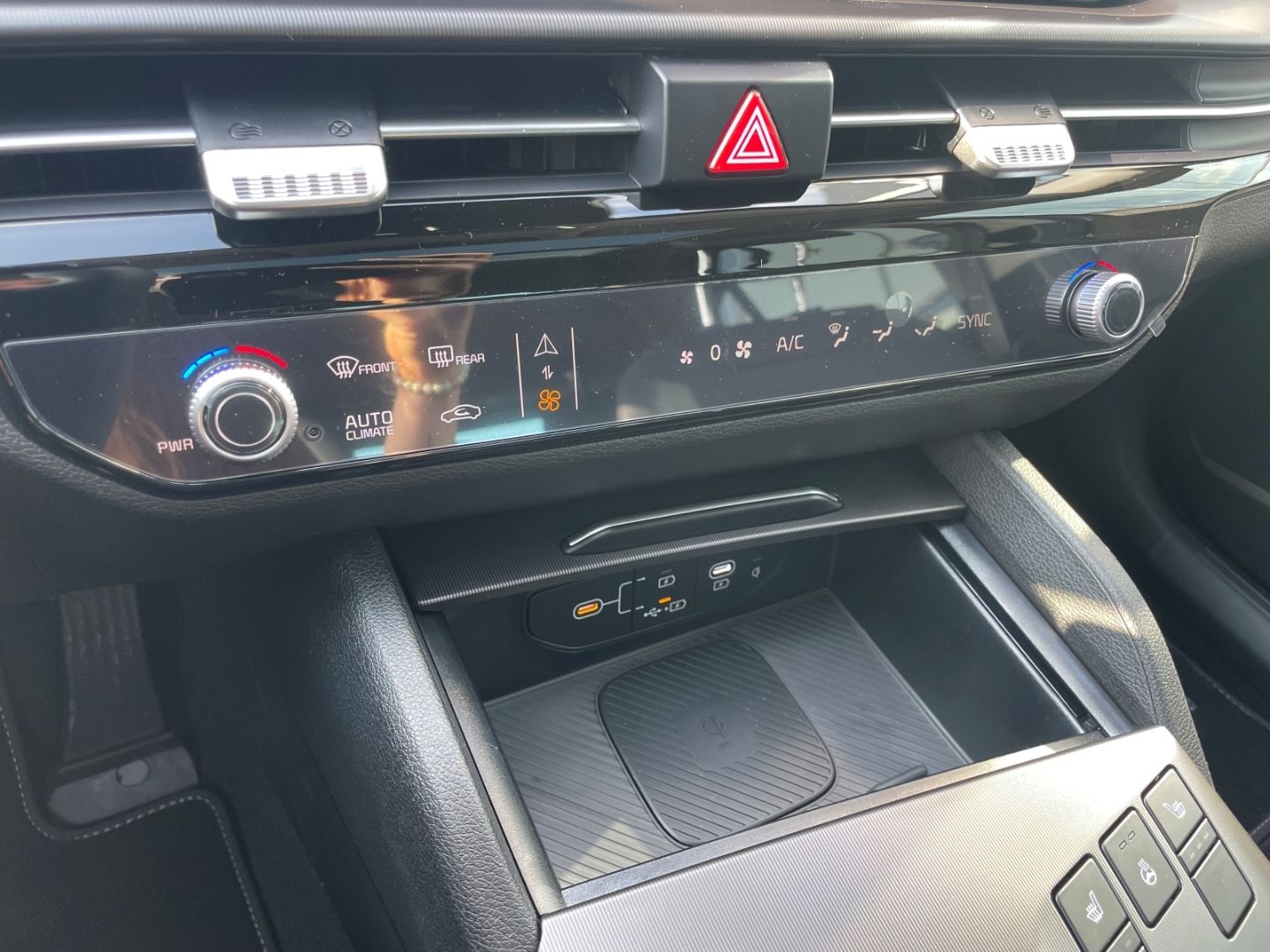 Fahrzeugabbildung Kia Sportage Spirit TotWinkAss 360°Kamera HeadUpDisp