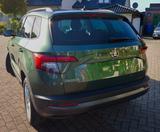 Skoda Karoq 1.0 TSI Ambition Navi AHK Sitzhzg. - Skoda Karoq von privat