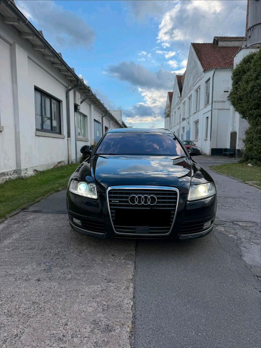 Audi Quattro 2011 — engine 245 HP (180kW)