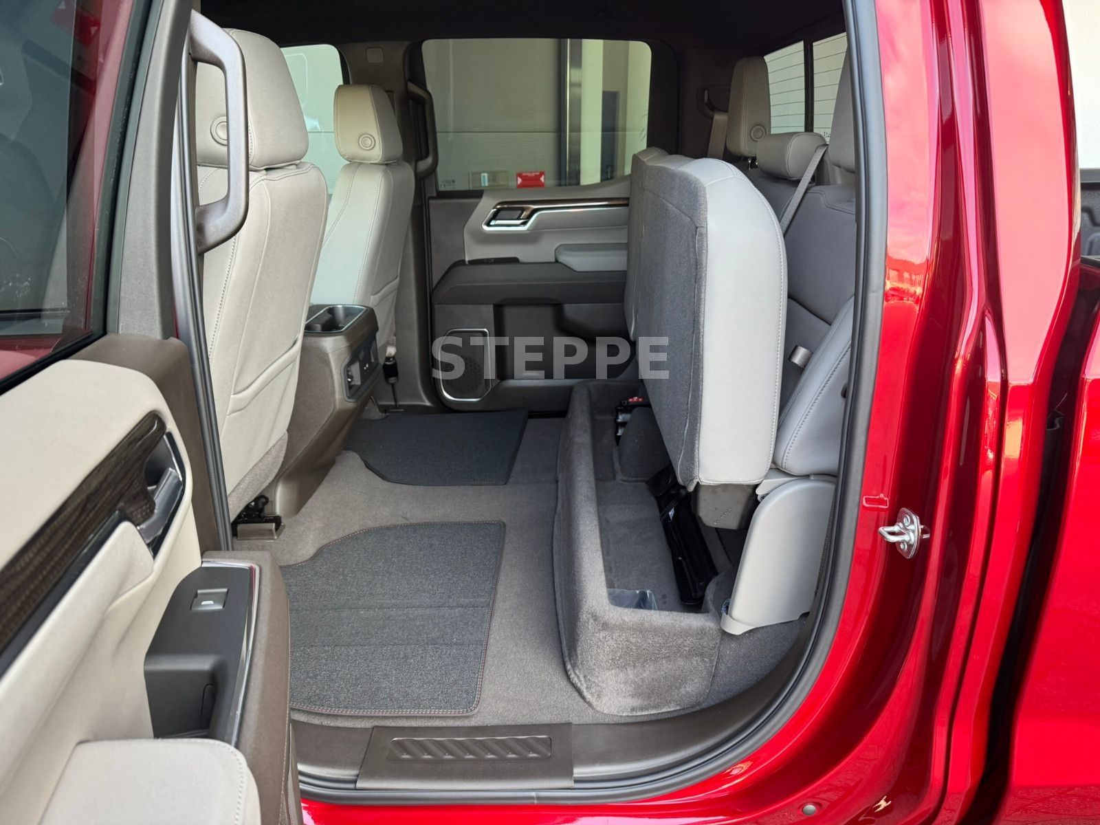 Chevrolet 2025 Silverado LT Trail Boss 6,2V8 Crew Cab. AHK