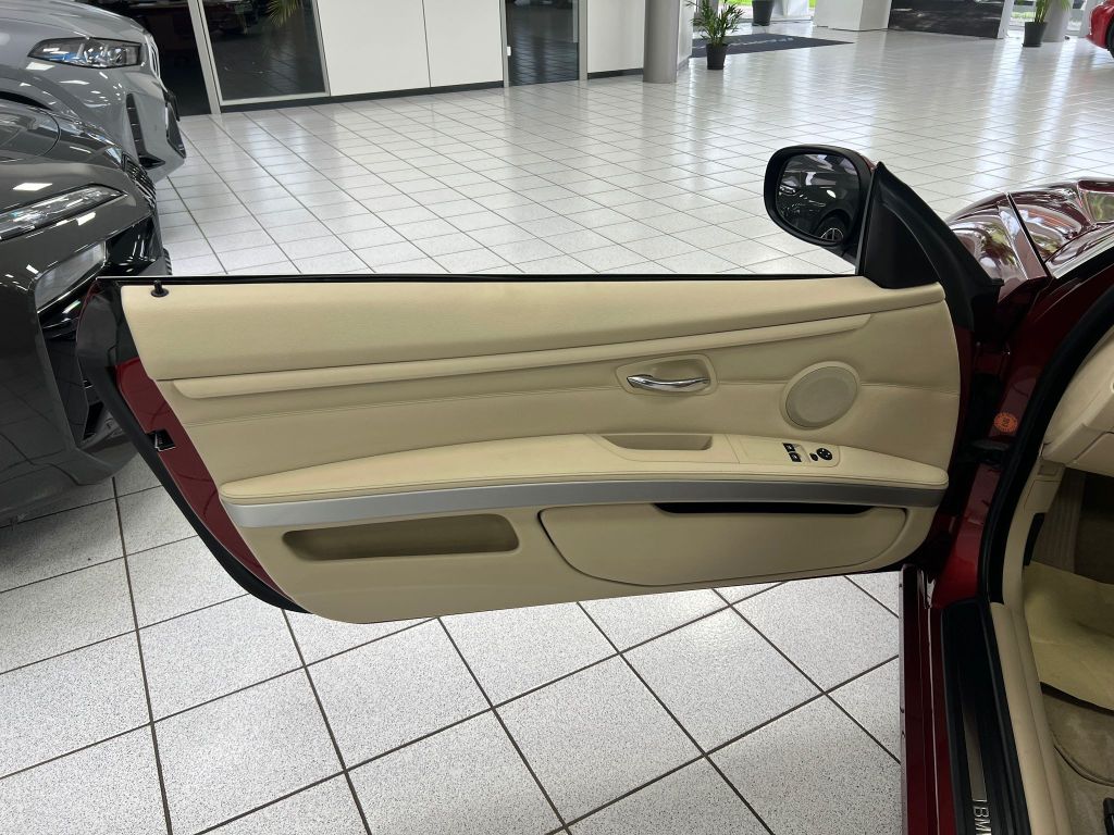 BMW 325 i Coupe*Leder*PDC*Sitzheizung*59T KM*Xenon*