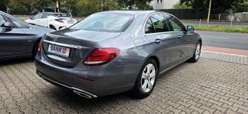 Mercedes E 220 - 5