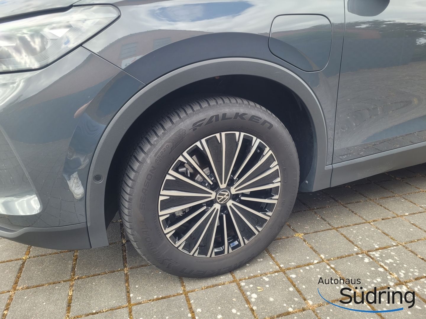 Tiguan Elegance 1,5 eHybrid AHK Navi 360 Kamera