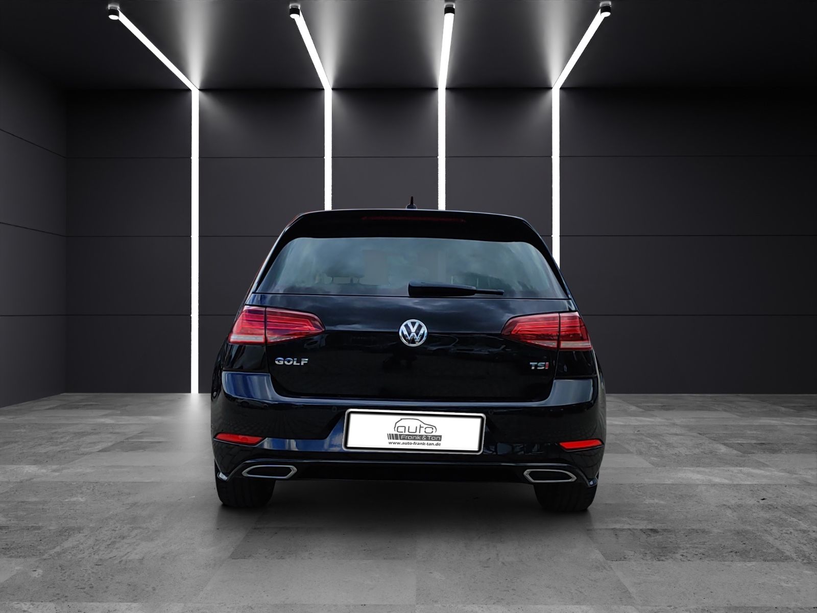 Fahrzeugabbildung Volkswagen Golf VII Lim. Sound *R-Line*BMT*SitzHZ*Sport*LED