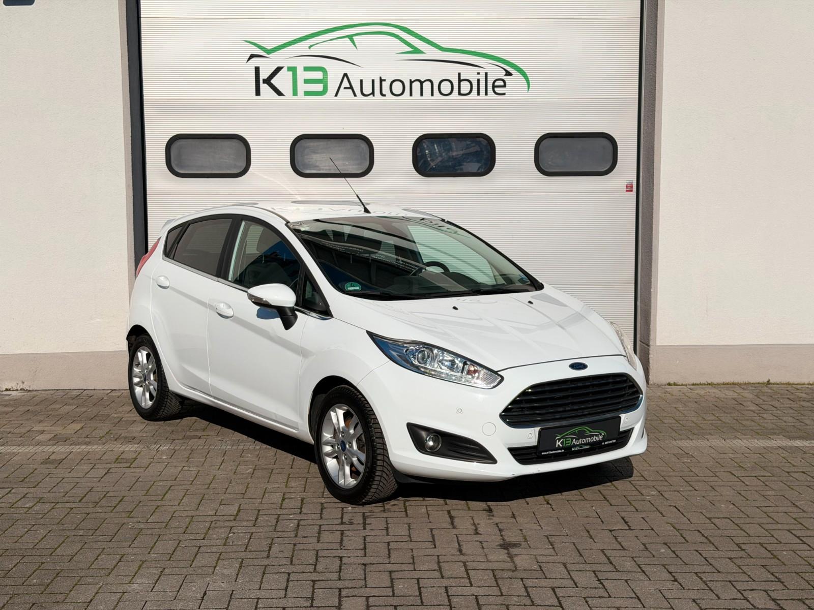 Ford Fiesta Titanium*RFK*NAVI*VOLL CHECKHEFT*SZH*MFL*