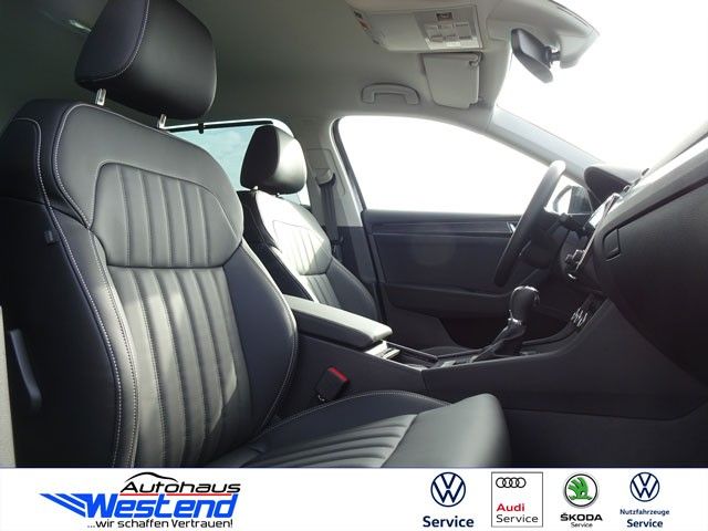 Fahrzeugabbildung SKODA Superb Combi Style 2.0 TDI 147kW DSG 4x4 LED Nav