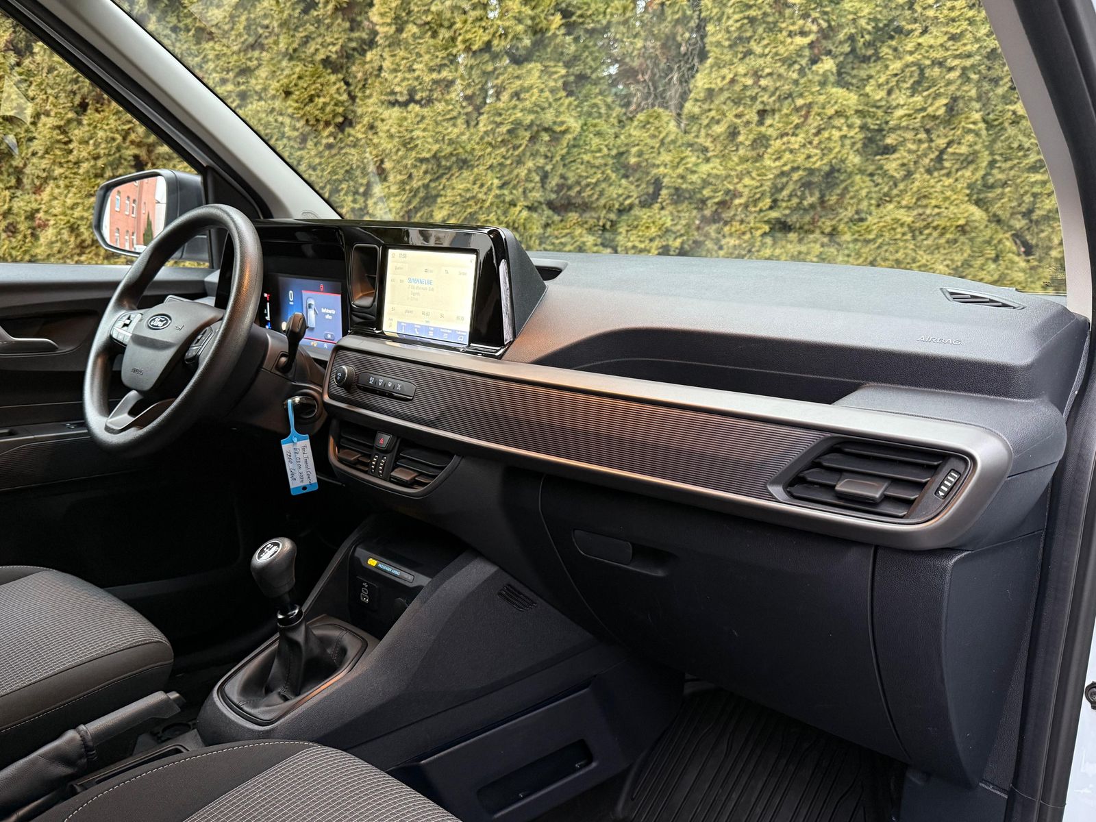 Fahrzeugabbildung Ford Transit Courier 1.5 TDCi CARPLAY+KLIMA+PDC+VIRT+