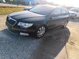 Skoda Superb Combi Elegance Volleder Navi - gebrauchte Skoda Superb aus dem Jahr 2012