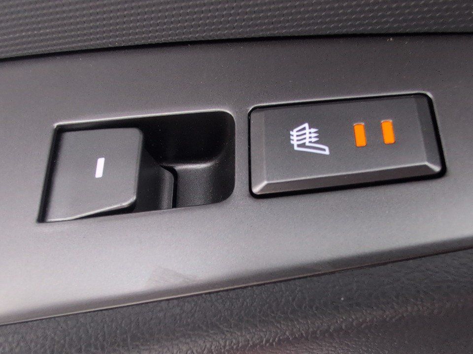 Fahrzeugabbildung Hyundai IONIQ EV STYLE GARANTIE NAV+INFINITY+CARPLAY+KAM