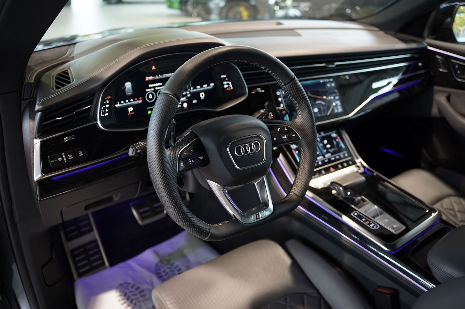 Audi Q8