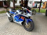 Suzuki GSXR 750 SRad *Top gepflegt*Zubehör inkl.* - Offers