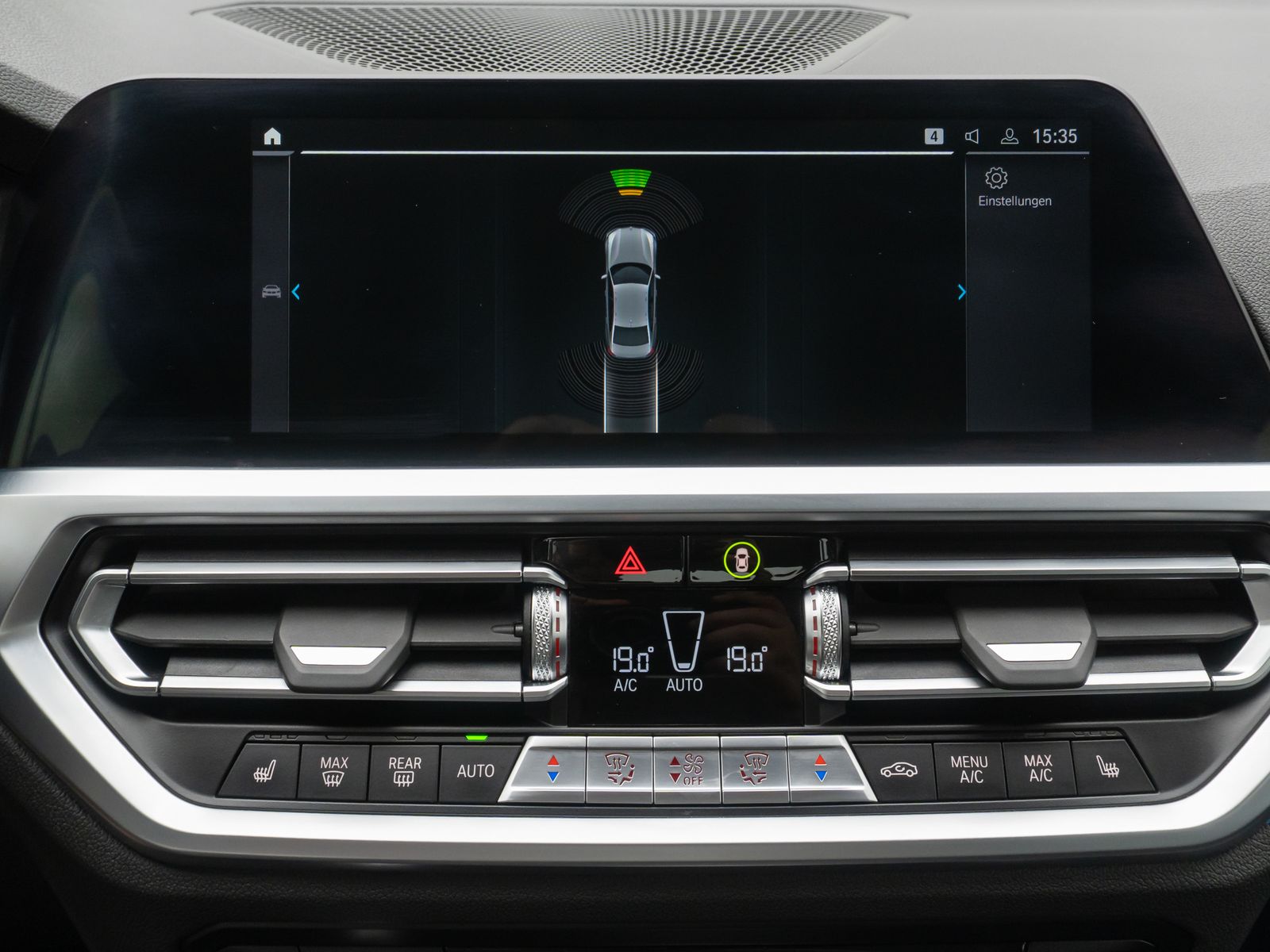 Fahrzeugabbildung BMW 320e Sport Line DAB CockPitPr Lenkrhzg AHK Alarm