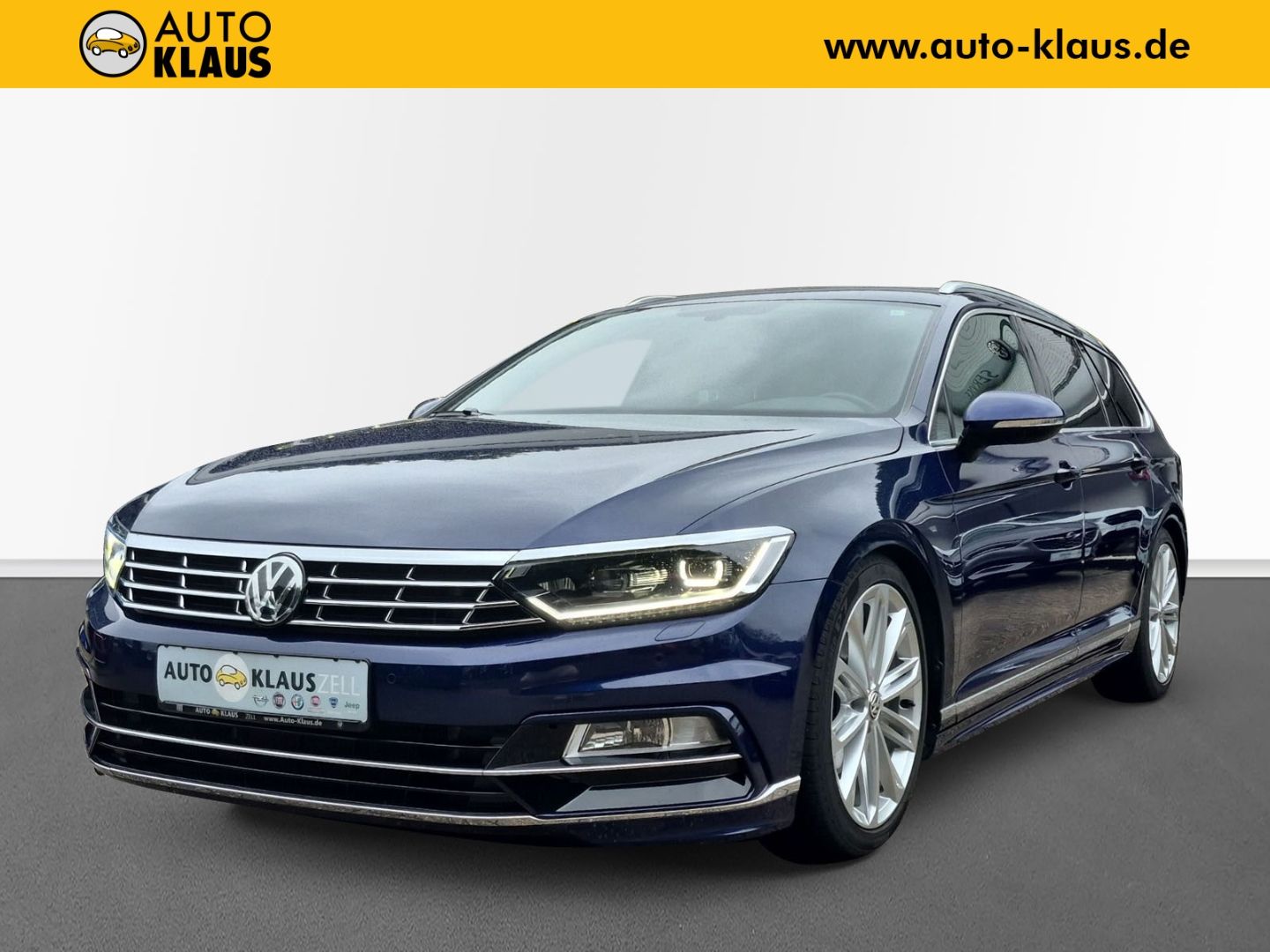Gebrauchtwagen Volkswagen Passat Passat 1.5 Variant R-Line LED ACC Navi PDC in Zell/Mosel