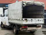 Mercedes-Benz Sprinter Pritsche Doka 208 CDI-7-Sitzer - Mercedes-Benz: 208d
