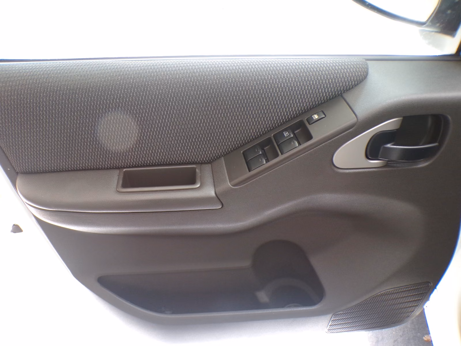 Nissan Pathfinder LE 2.5 dCi 190 ch BVM 4x4 / 7 places / 152 000 km / Toit ouvrant / Cuir / Attelage 3t