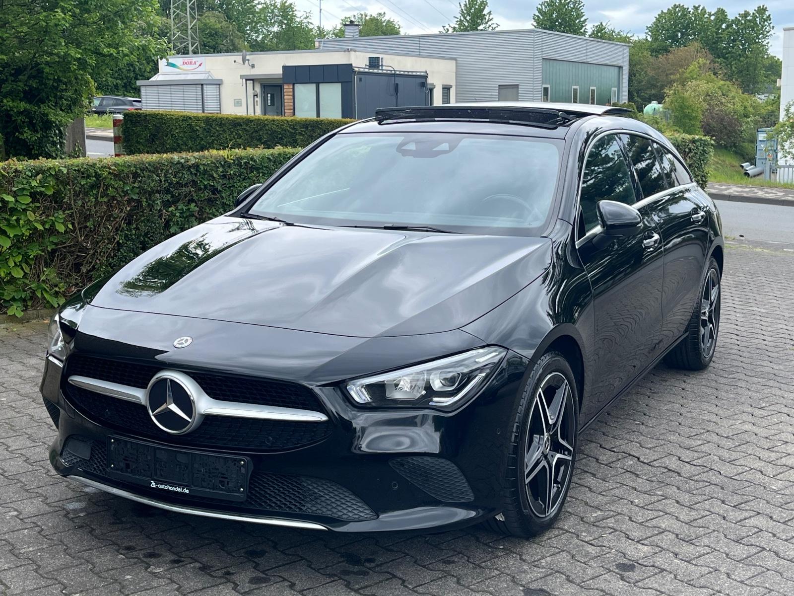 Mercedes-Benz CLA 200d Progessive Panorama LED Wide 18 °AMG