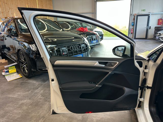 MYAUTOCENTER – Gebraucht- und Jahreswagen mit Werkstattservice in Pfaffenhofen Volkswagen Golf VII *TÜV0228*STHZ*KLIMA*NAV*PDC*BLTH*CD*