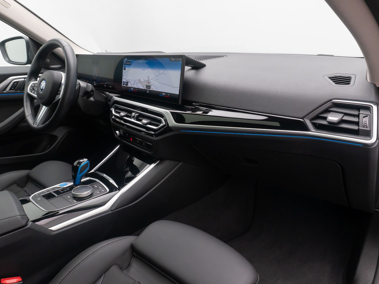 Fahrzeugabbildung BMW i4 eD35 Gran Coupe Glasdach HUD Komfort 360&deg;H/K