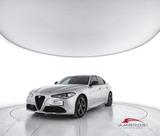Alfa Romeo ALFA ROMEO Giulia 2.2 Turbodiesel 150 CV AT8 - Alfa Romeo Giulia aus 2019